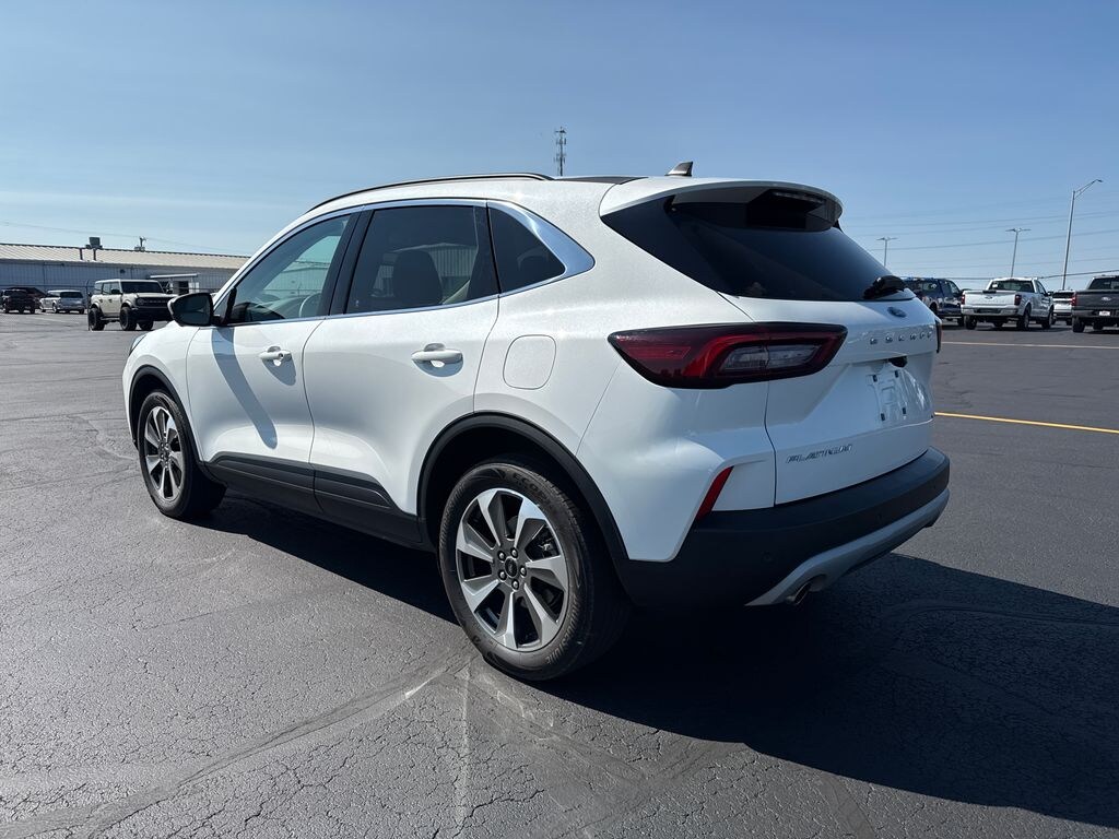 Used 2023 Ford Escape Platinum SUV