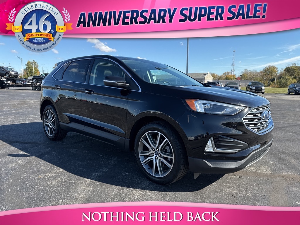 Used 2022 Ford Edge Titanium SUV