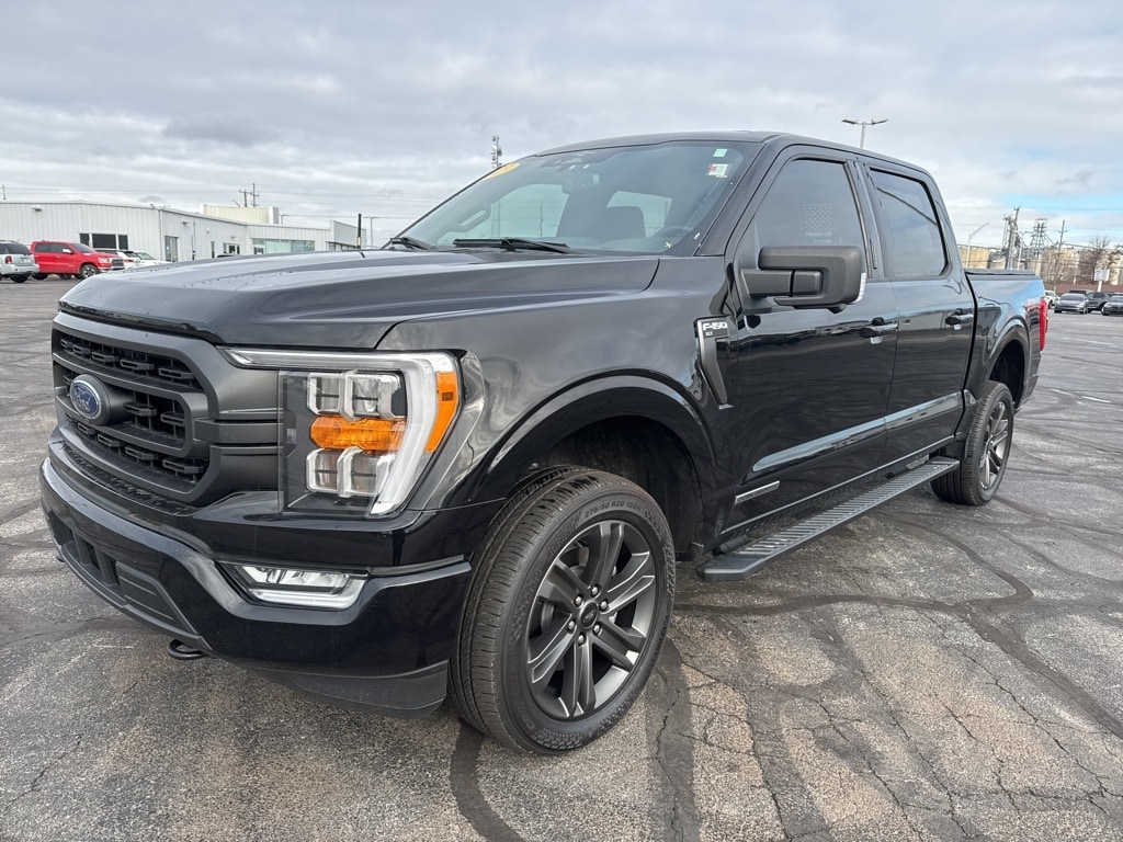 Used 2023 Ford F-150 XLT Truck SuperCrew Cab
