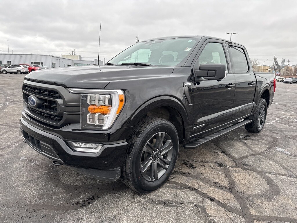 2023 Ford F-150 XLT photo 4