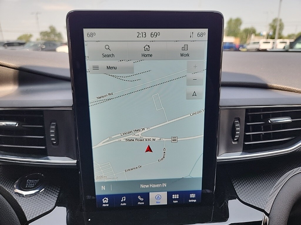 2022 Ford Explorer ST photo 4