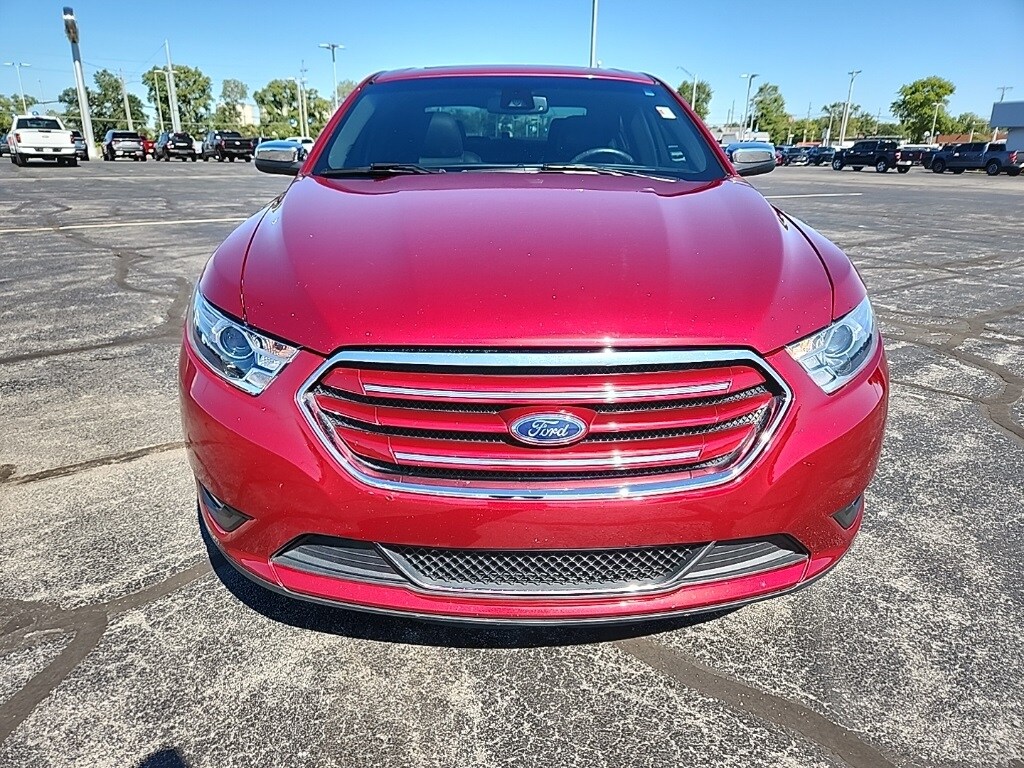 2019 Ford Taurus Limited photo 3