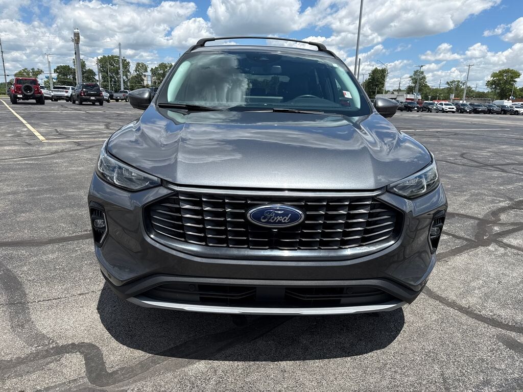 Used 2023 Ford Escape Platinum SUV