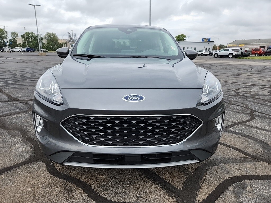 2022 Ford Escape SEL photo 3