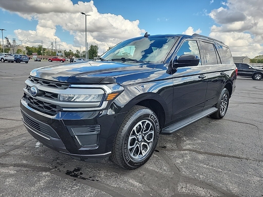 Used 2024 Ford Expedition XLT SUV