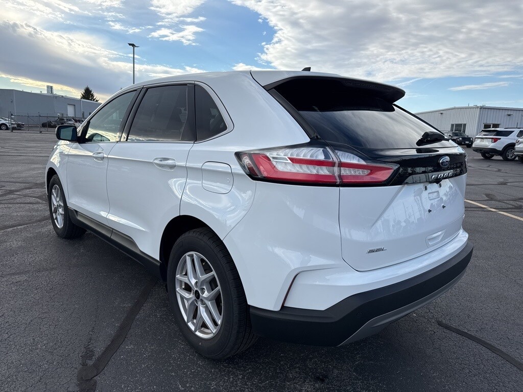 Used 2024 Ford Edge SEL SUV
