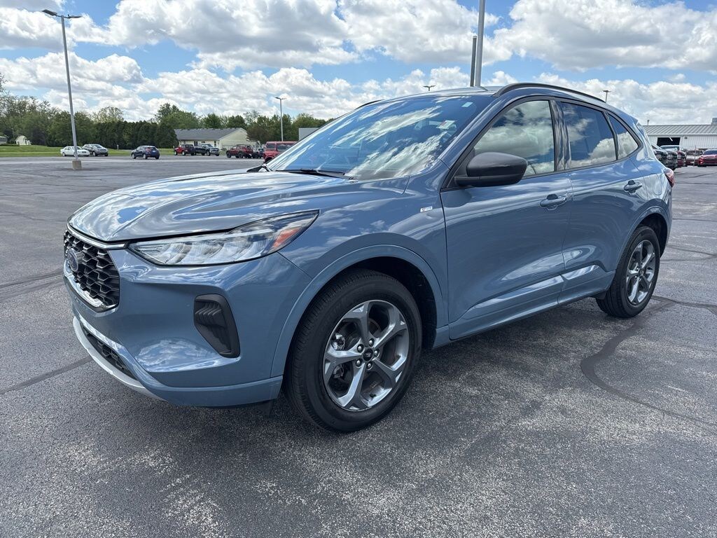 Used 2024 Ford Escape ST-Line SUV