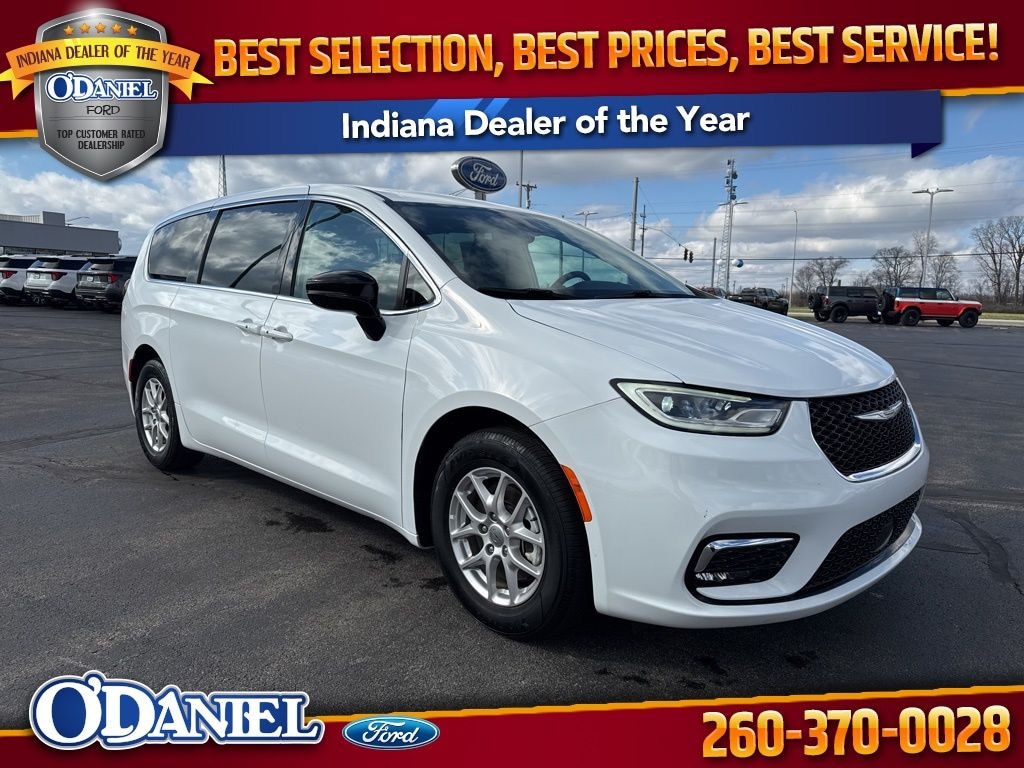 Used 2024 Chrysler Pacifica Touring L Van Passenger Van