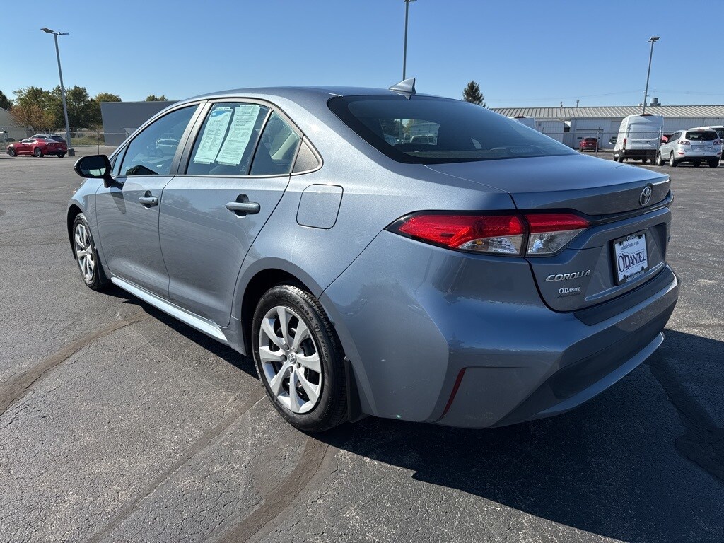 Used 2022 Toyota Corolla LE Sedan