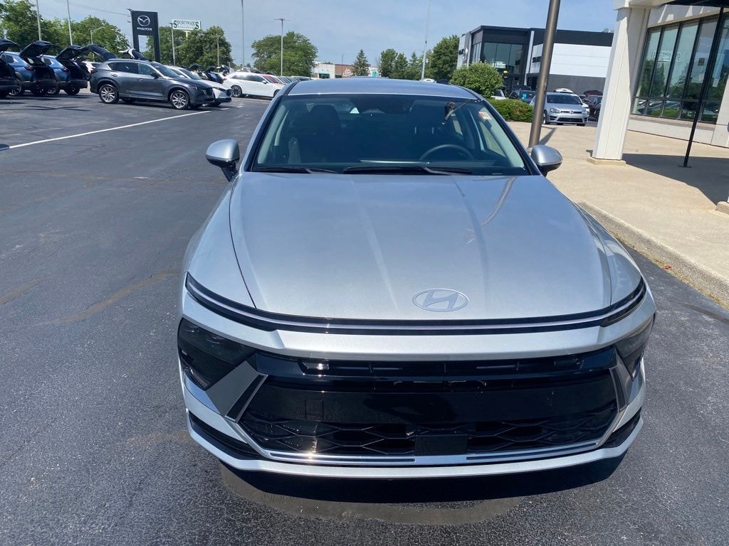 Used 2025 Hyundai Sonata SEL Sedan