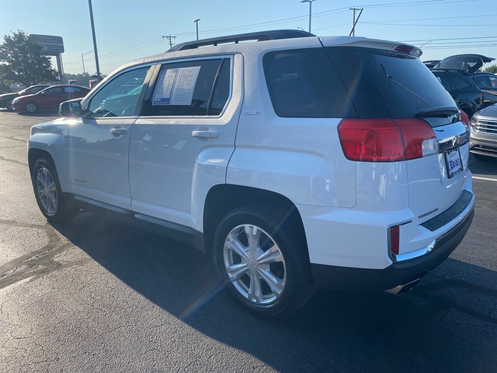 2017 Gmc Terrain SLE photo 2