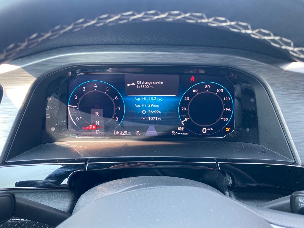 2024 Volkswagen Atlas Cross Sport SE Technology photo 4