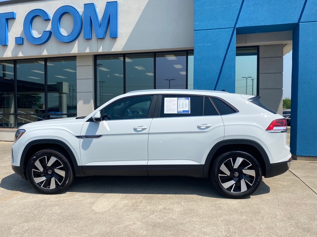 Certified 2024 Volkswagen Atlas Cross Sport 2.0T SE w/Technology SUV