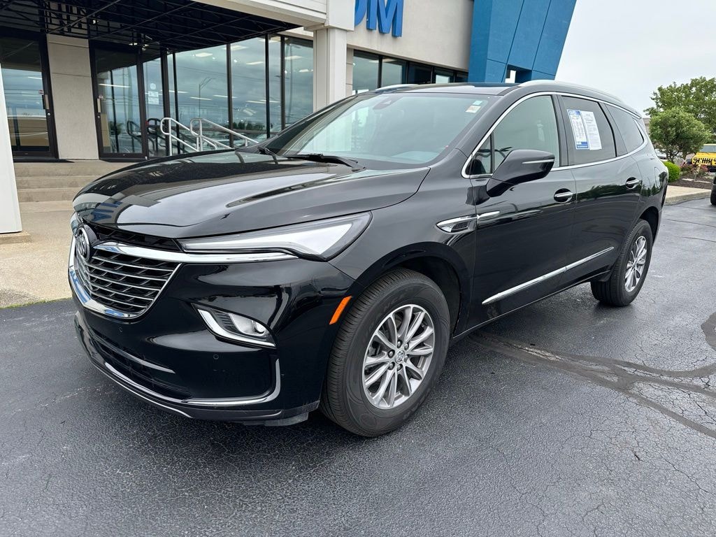 Used 2023 Buick Enclave Essence SUV