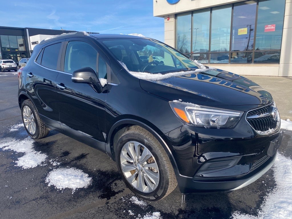 2017 Buick Encore Preferred's photo