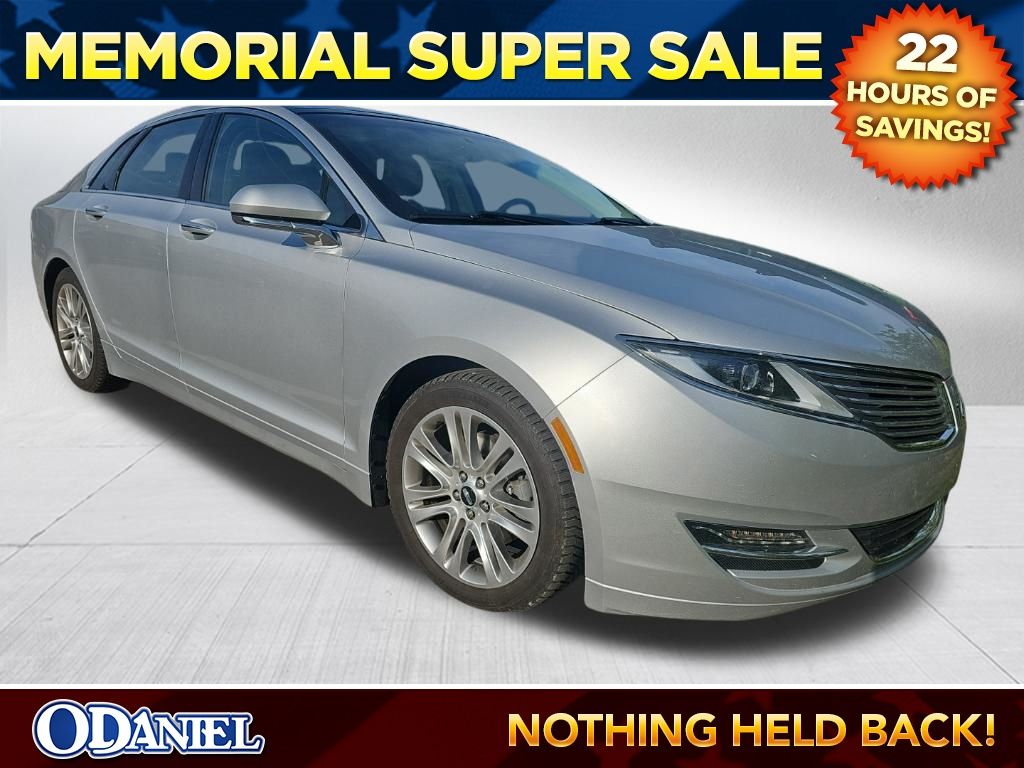 2016 Lincoln MKZ Front Wheel Drive's photo
