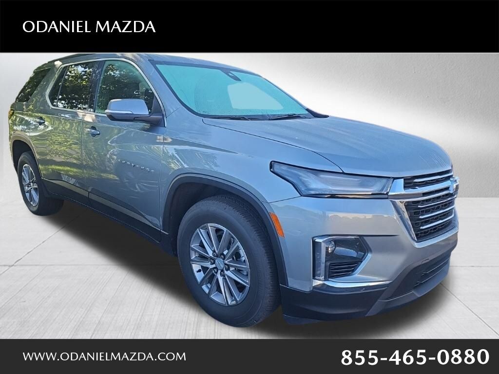 Used 2023 Chevrolet Traverse LT SUV