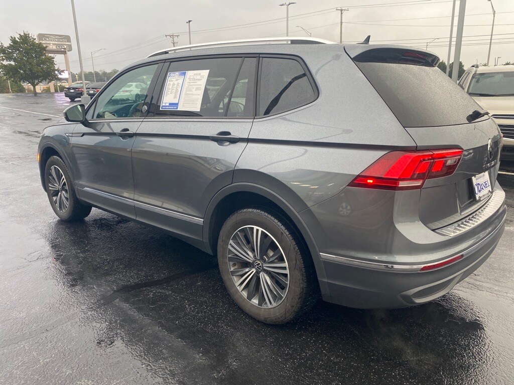 2024 Volkswagen Tiguan Wolfsburg Edition photo 2