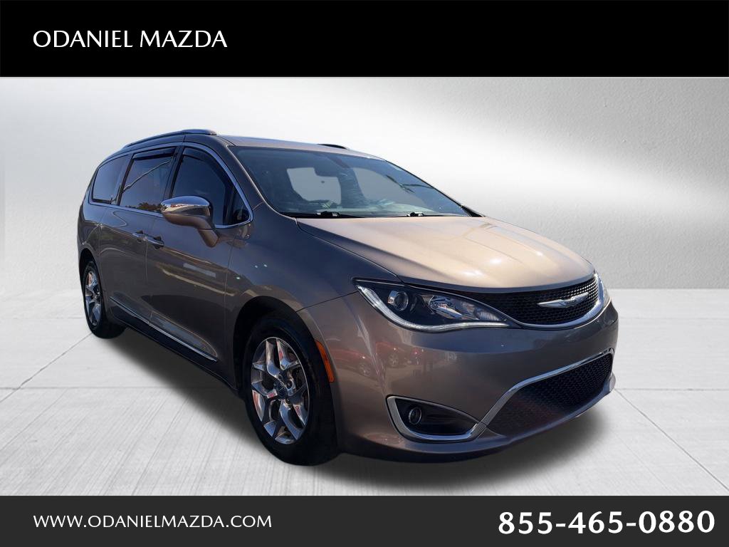  Chrysler Pacifica