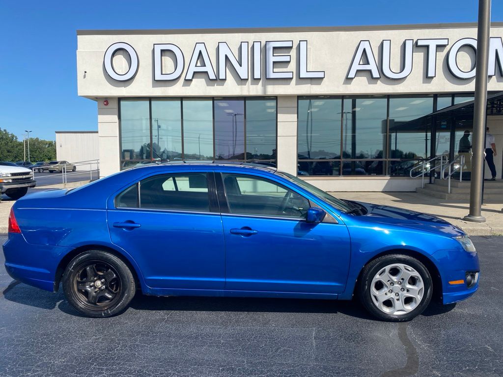 Used 2011 Ford Fusion SE with VIN 3FAHP0HAXBR334718 for sale in Fort Wayne, IN