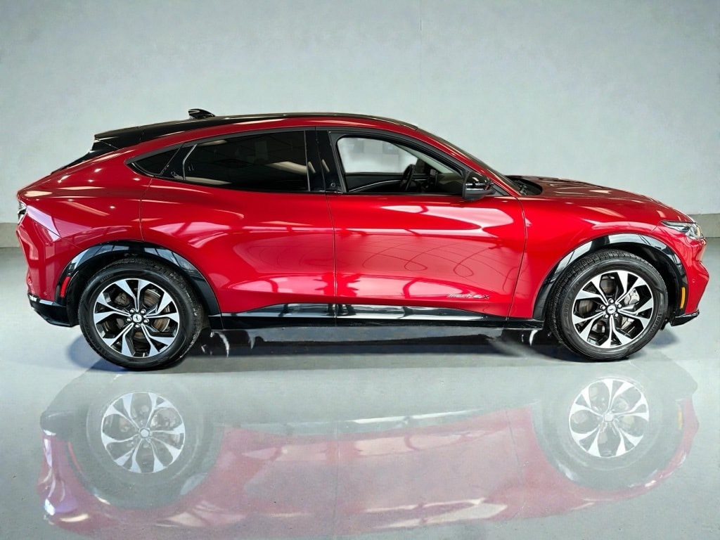 Used 2021 Ford Mustang Mach-E Premium SUV