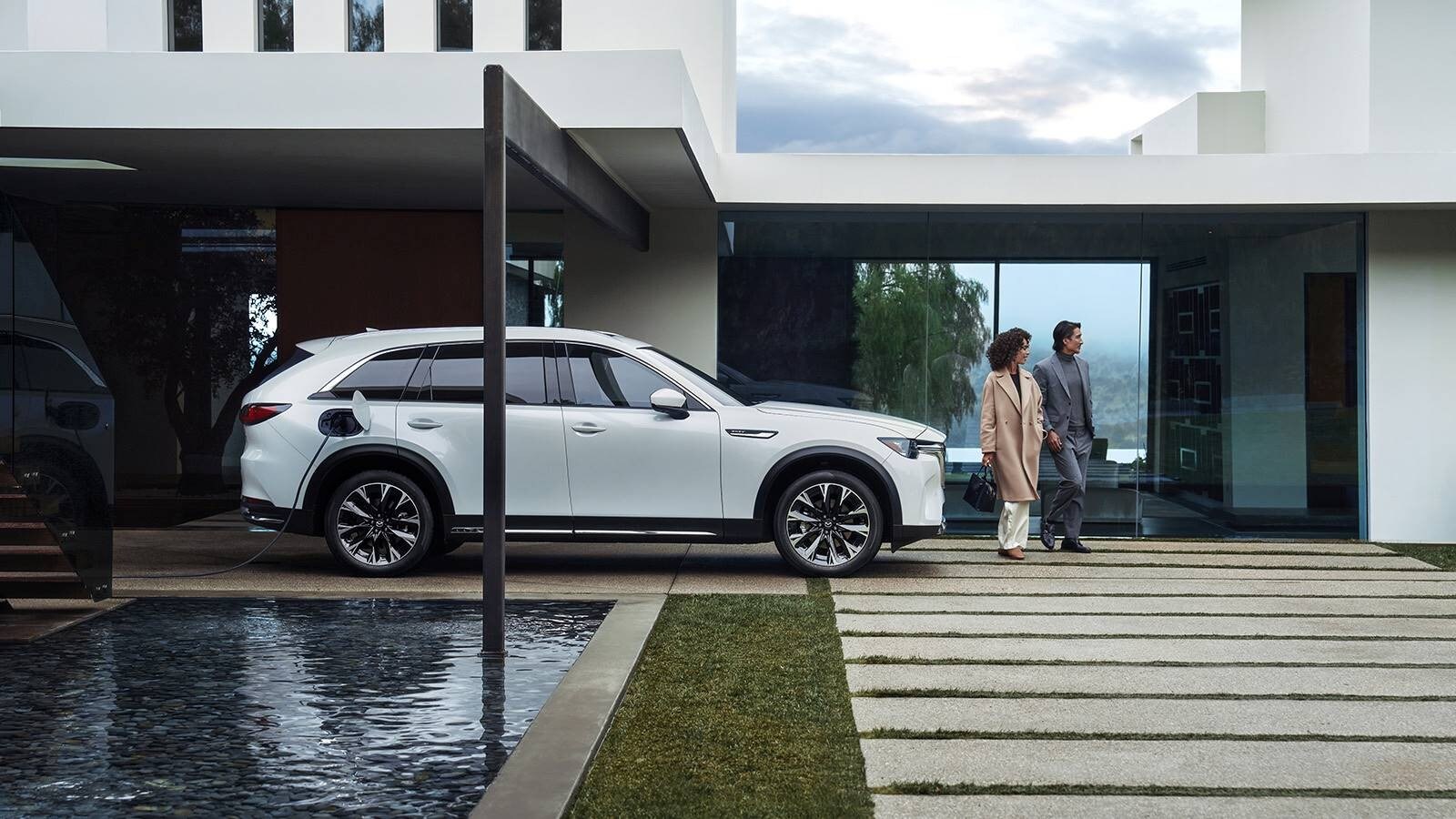 CX-90 3.jpg