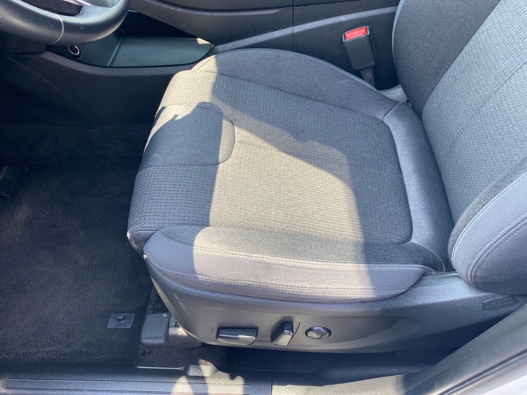 2023 Hyundai Santa Fe SEL photo 4