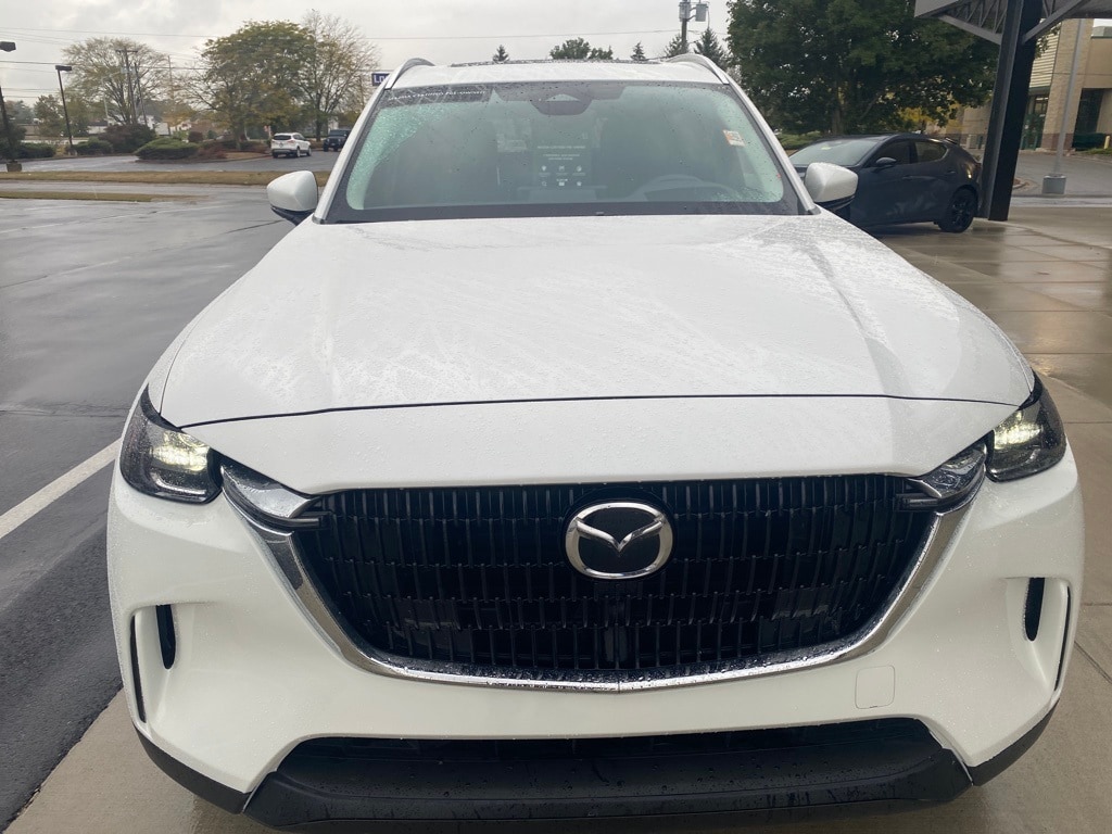 2024 Mazda CX-90 3.3 Turbo Preferred Plus photo 3