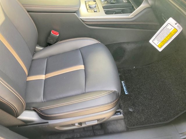2026 Mazda CX-70 Premium Plus Package - Photo 8