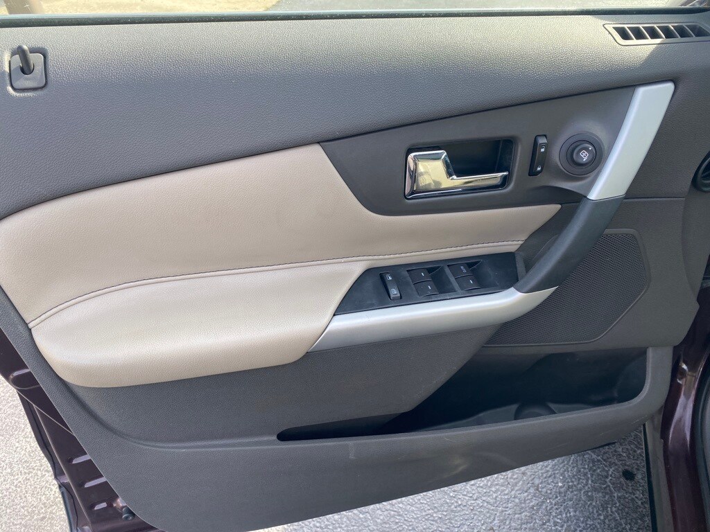2011 Ford Edge Limited photo 4