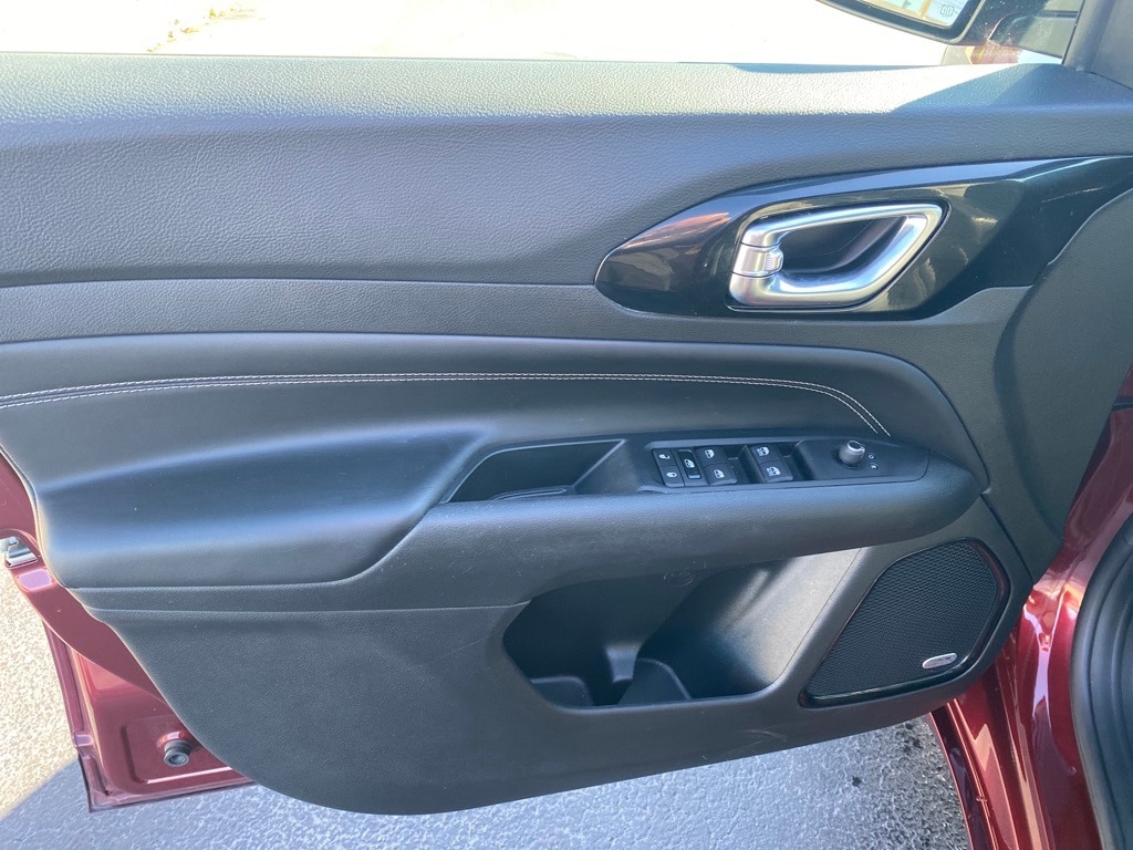 2022 Jeep Compass High Altitude photo 2