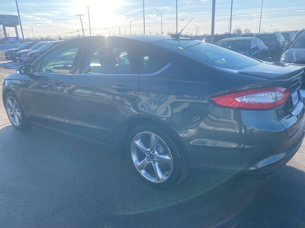 Used 2016 Ford Fusion S with VIN 3FA6P0G77GR113310 for sale in Fort Wayne, IN