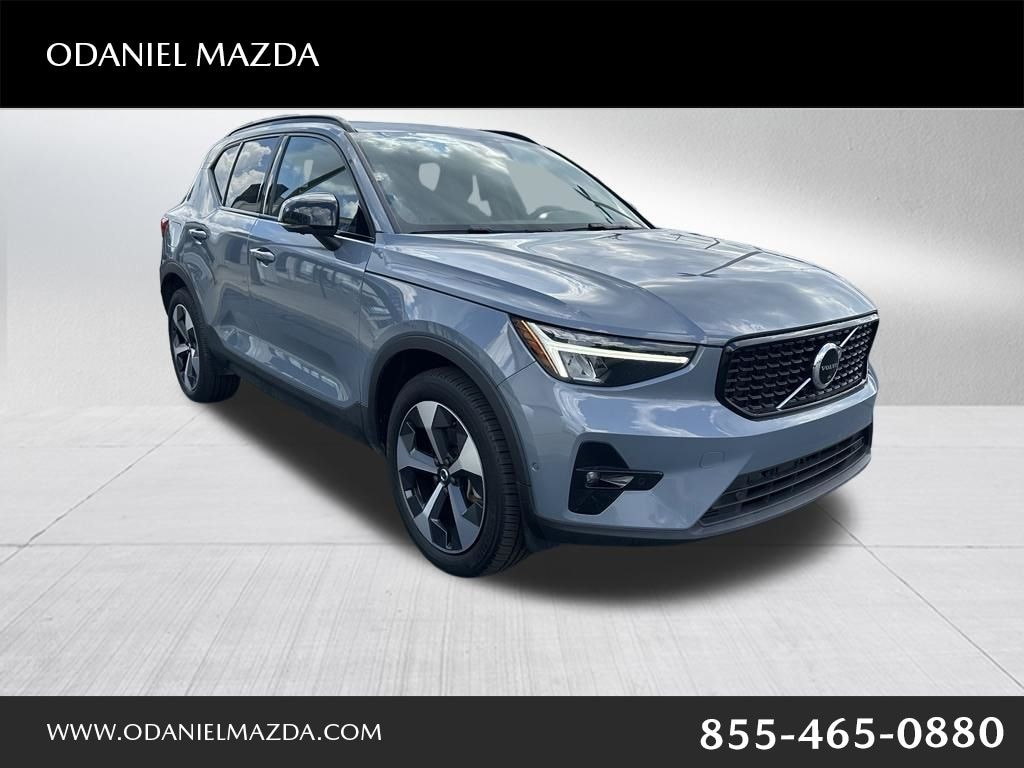 Used 2023 Volvo XC40 Ultimate SUV