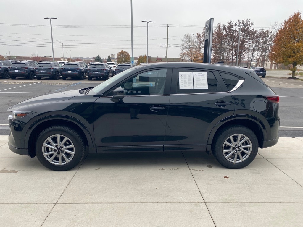 2025 Mazda CX-5 2.5 Select photo 4