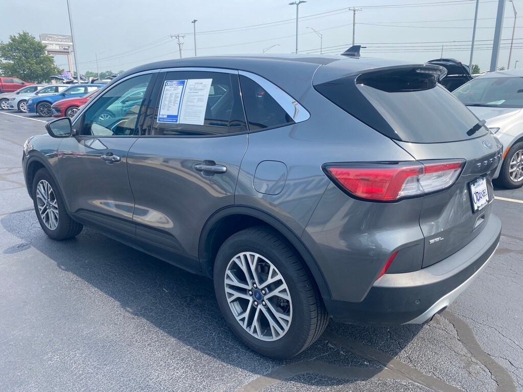 2022 Ford Escape SEL photo 2