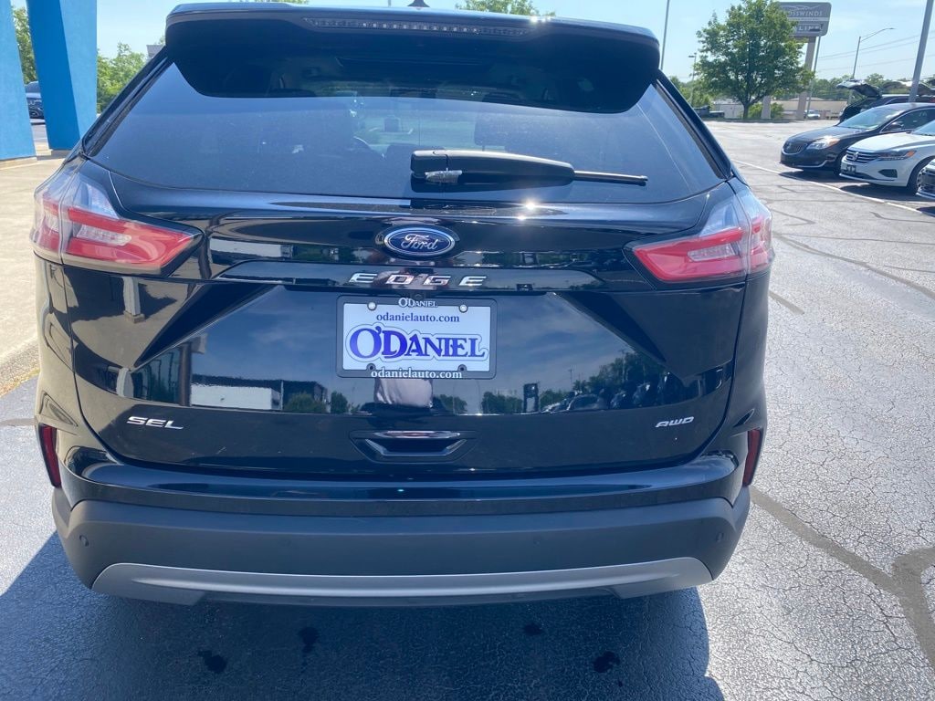 Used 2024 Ford Edge SEL SUV