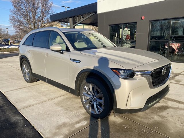 2026 Mazda CX-90 Preferred Package's photo