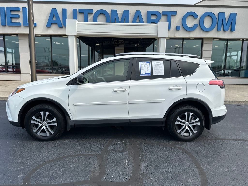 Used 2018 Toyota RAV4 LE SUV