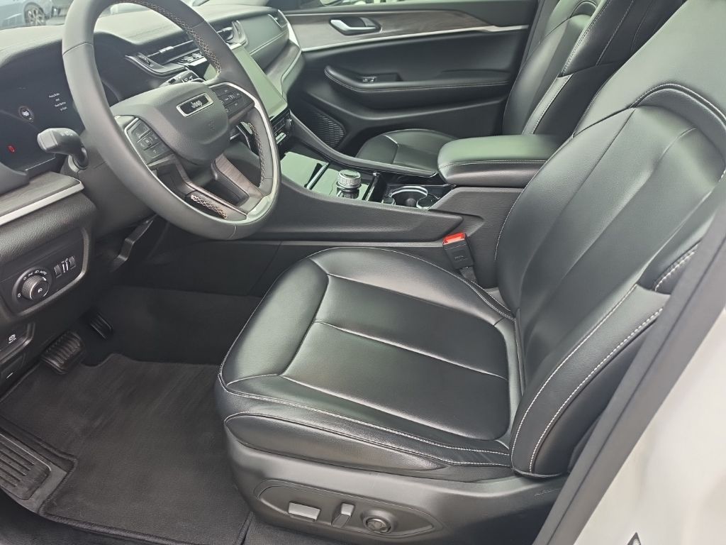 2023 Jeep Grand Cherokee Limited - Photo 4
