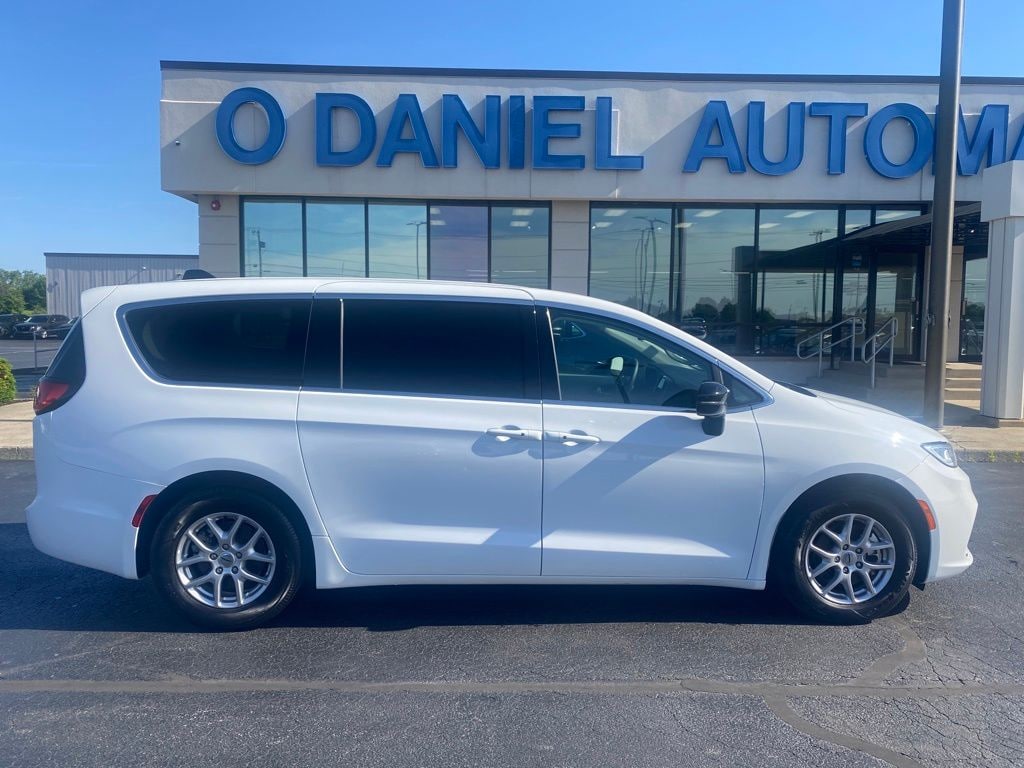 Used 2024 Chrysler Pacifica Touring L Van Passenger Van