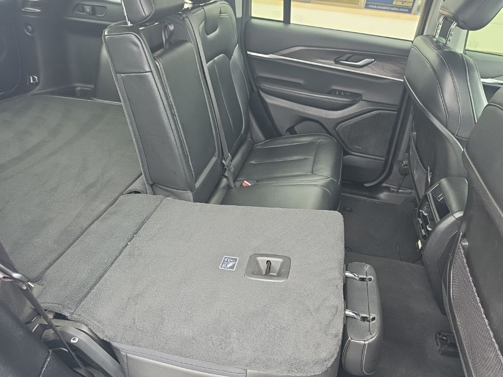 2023 Jeep Grand Cherokee Limited - Photo 9