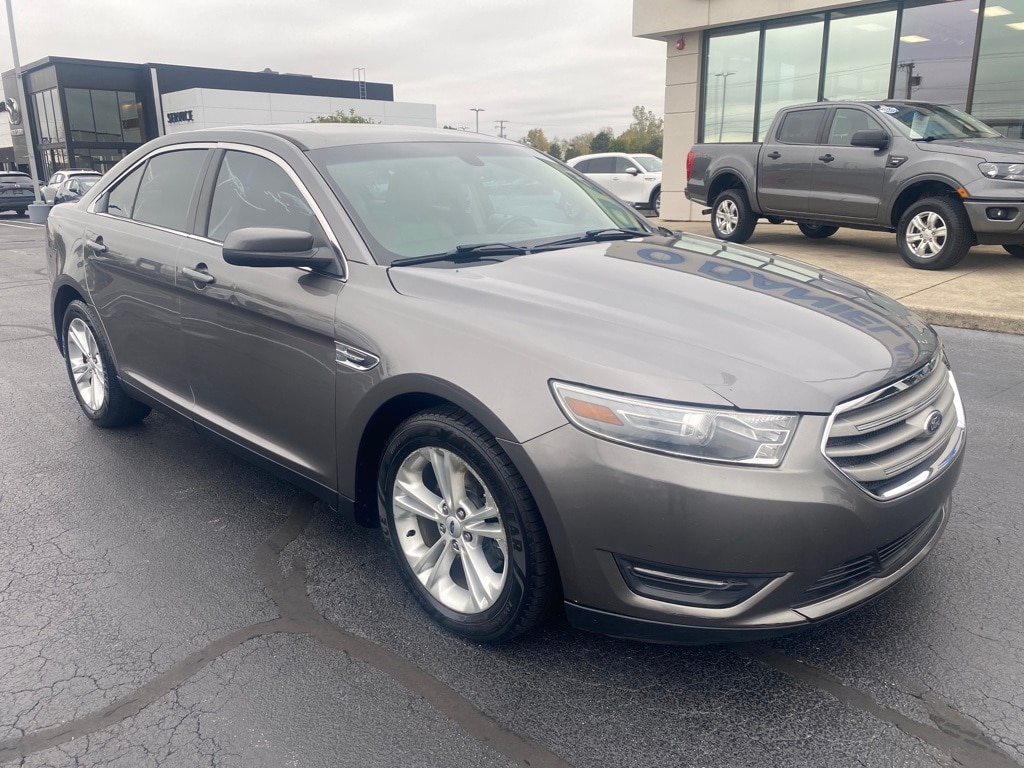 2013 Ford Taurus SEL