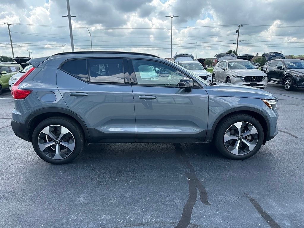 Used 2023 Volvo XC40 Ultimate SUV