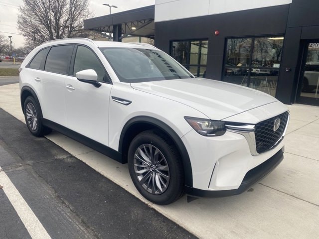 2026 Mazda CX-90 Select's photo