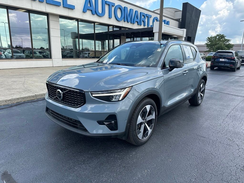Used 2023 Volvo XC40 Ultimate SUV