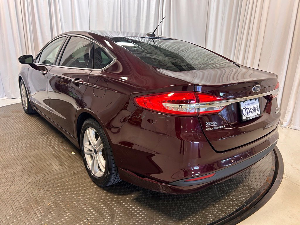 Used 2018 Ford Fusion SE Sedan