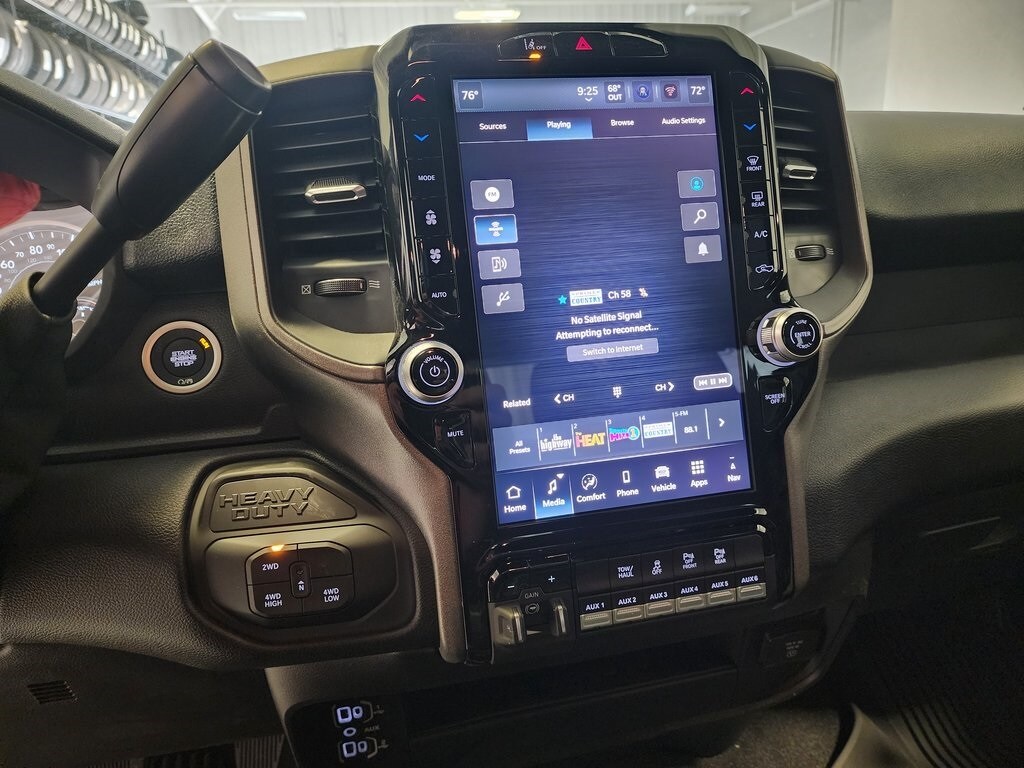 2025 Ram 2500 Tradesman photo 4