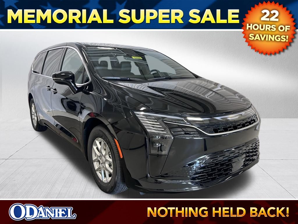 2027 Chrysler Pacifica Select's photo