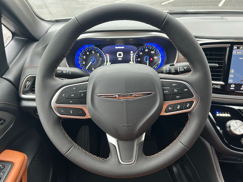 2026 Chrysler Pacifica Pinnacle - Photo 8