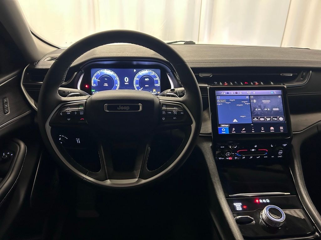 Used 2023 Jeep Grand Cherokee Limited SUV